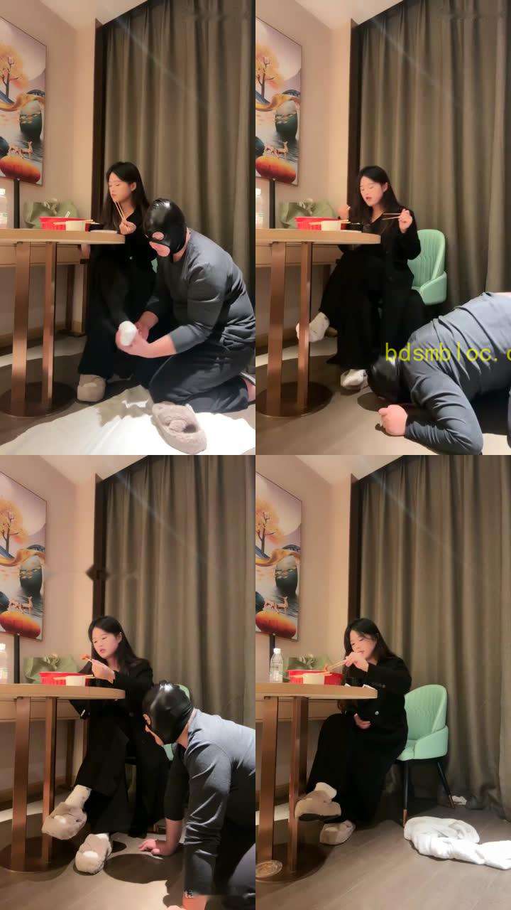 【子熙大人】贱狗伺候小主用餐