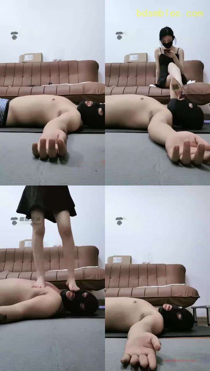 【羽唯女神】踩踏肥狗赏赐耳光