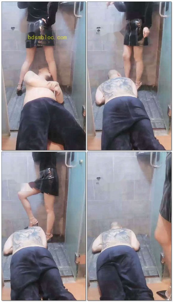 【女王菲主】圣水浴淋尿羞辱