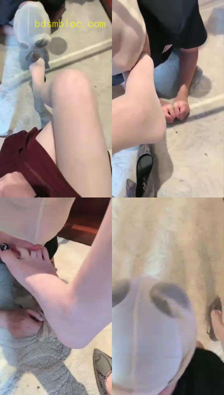 【安女主】酒店调奴  搓脚板吃脚皮超羞辱  跪舔肉丝高跟