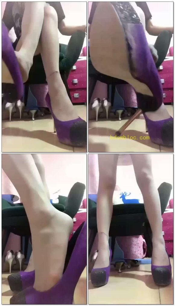 【兰儿小主】网t一女巨人之比脚大后的代价