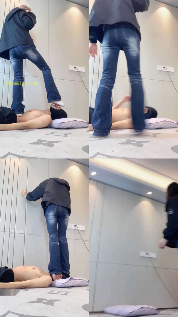 【女生也能很暴力】清纯女大暴力重度虐狗