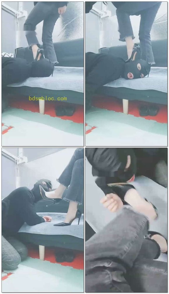 【灵竹】调教脚奴