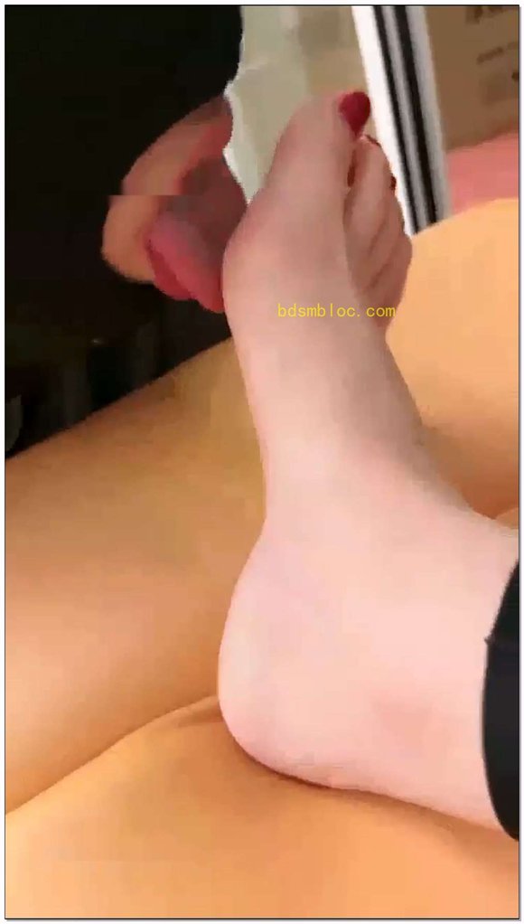 【奈奈】02年的垃圾靠女主人的圣水续命