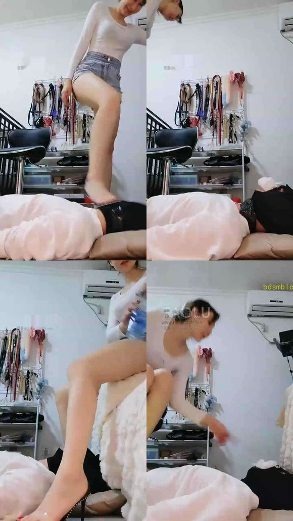 【微希】异物塞嘴，高跟踩踏，裸足踩踏。踩踏ru头，踩踏贱gen