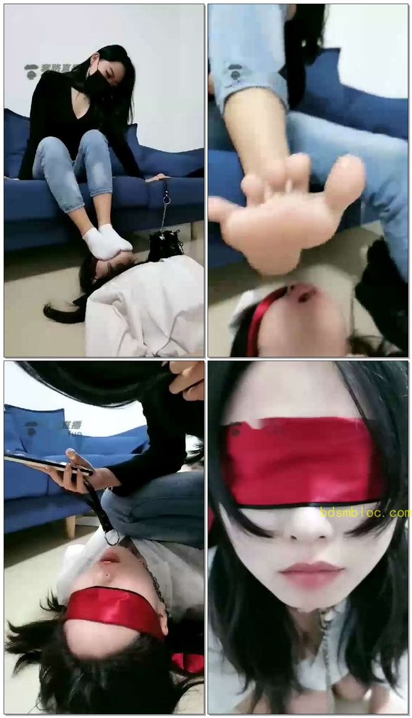 【微甜Sss】原味棉袜爆玩女奴，钻胯闻裆