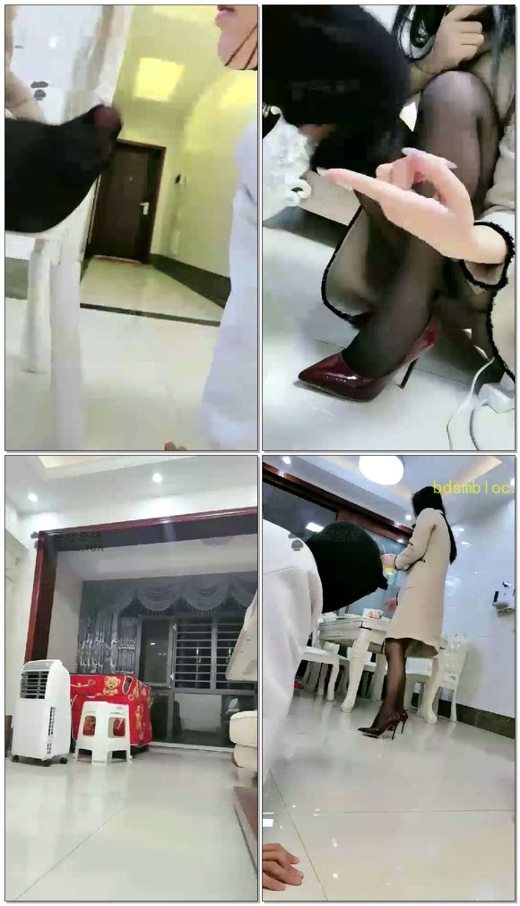 【雪王S】雪王豪宅中脚下的贱贱