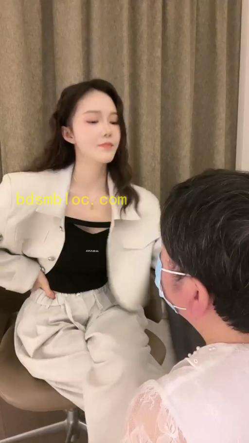 【筱月】巴掌