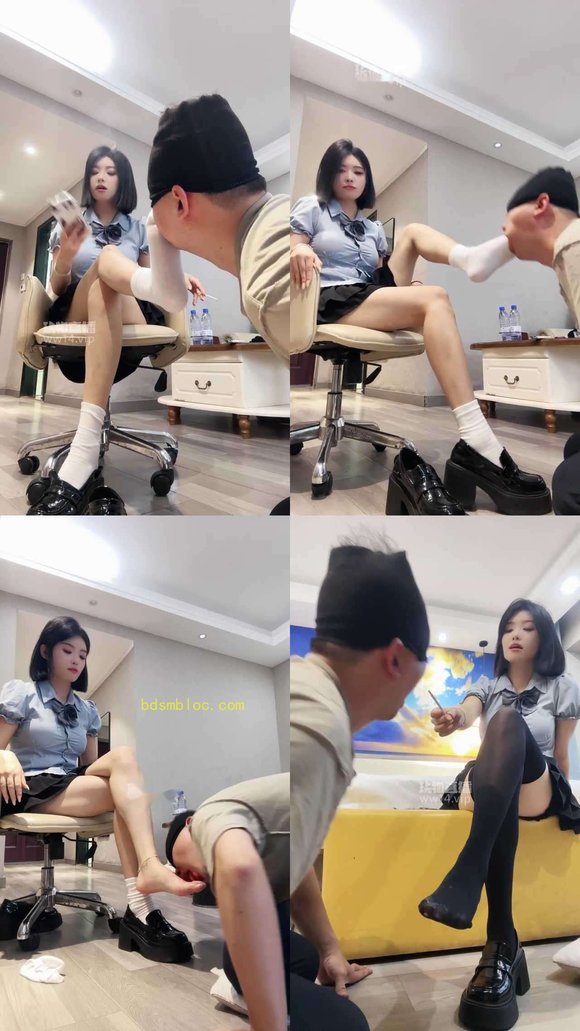 【兮皇】傻狗求白袜，黑丝深喉，腿缴