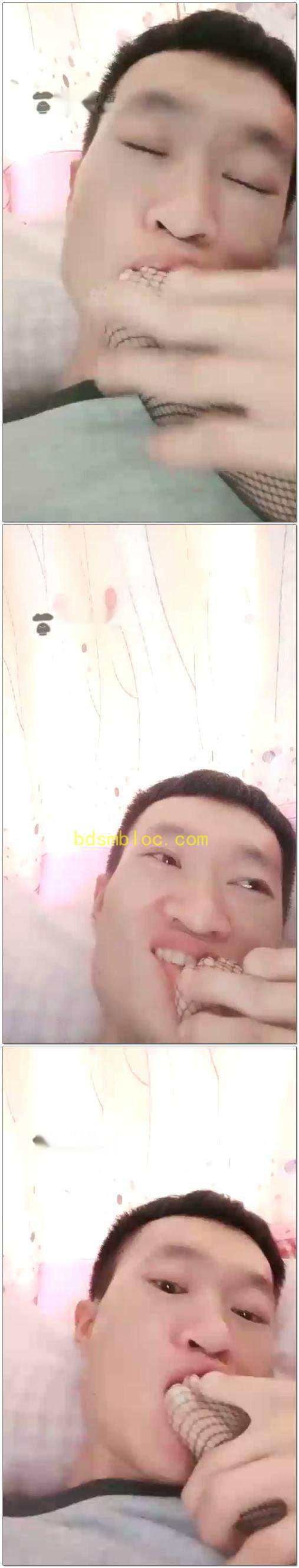 【玩物M】开发按摩女，就让舔十分钟