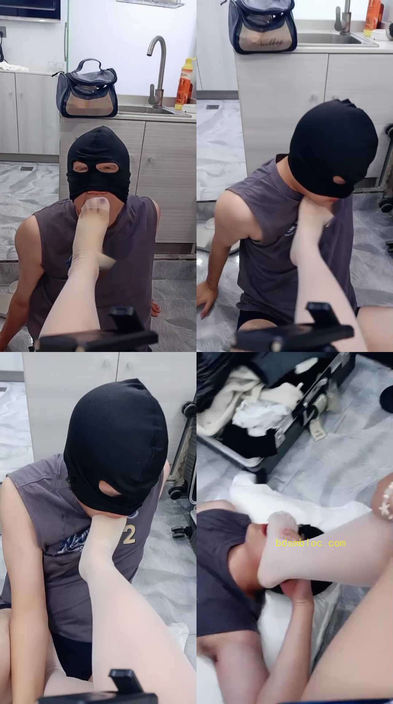 【苏苏不苏】白丝玉足深喉狂舔
