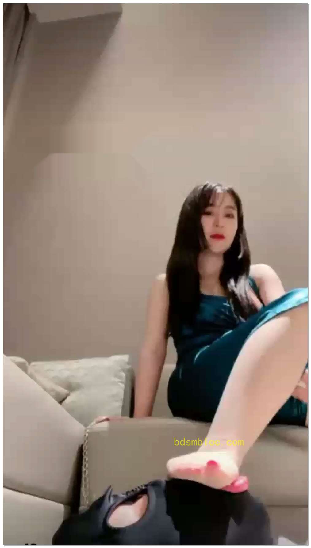【风吟殿下】调教刚成年的小宠踩蛋