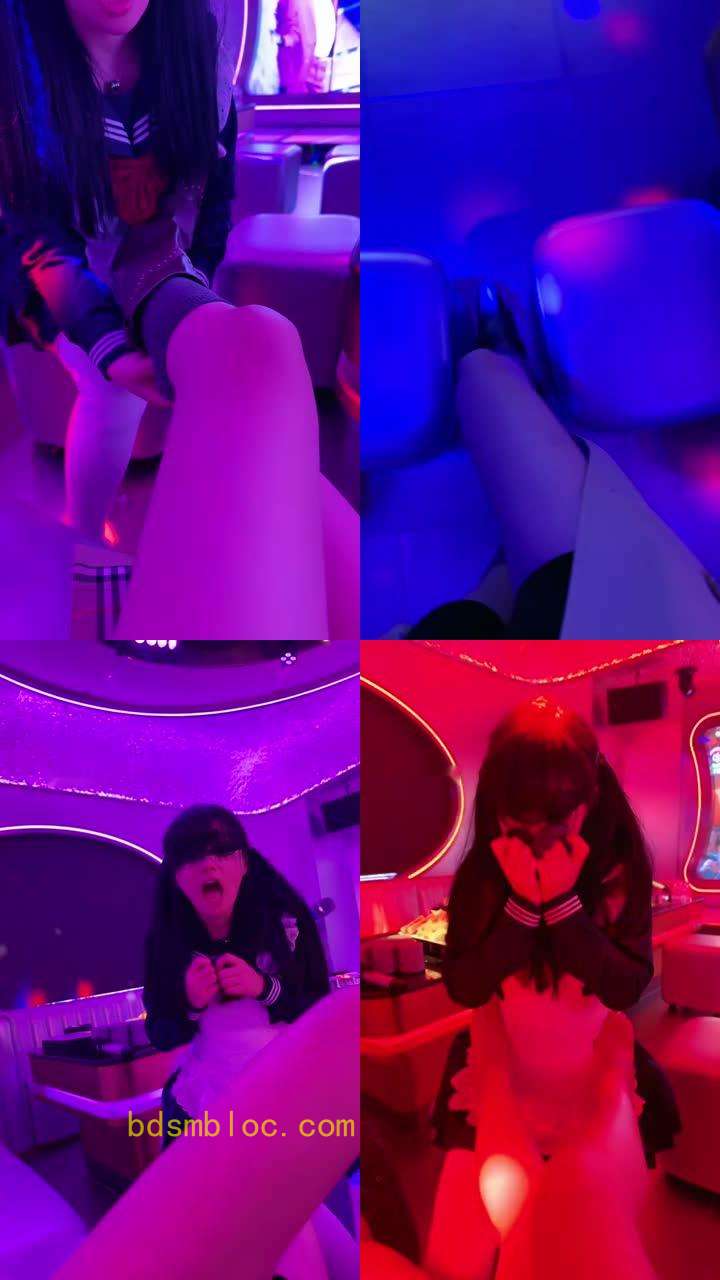 【美美子】KTV女慕伺候-闻靴/臭袜脚捂脸/裸足插嘴舔