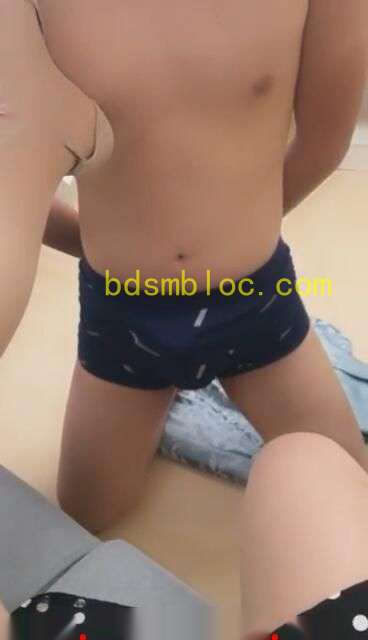 【维凌】私奴勾引主子的小母狗，代母狗受罚