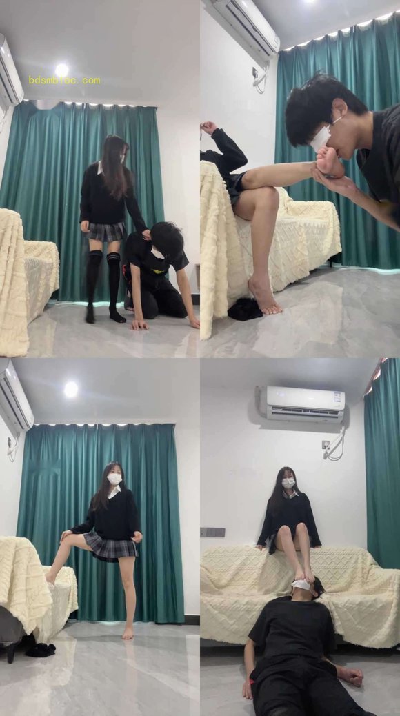 【甜恬】骑马过膝袜踢踹/裸足狂舔/坐脸窒息