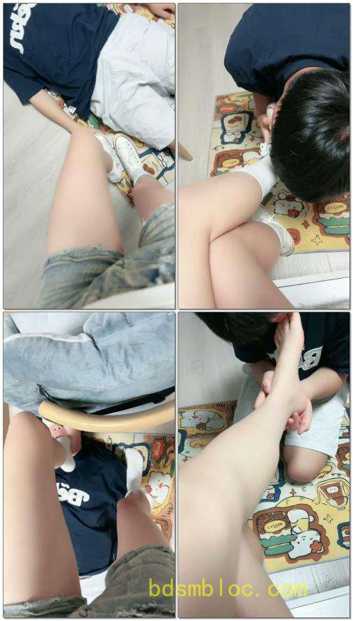 【Supp】匡威白袜调教贱狗